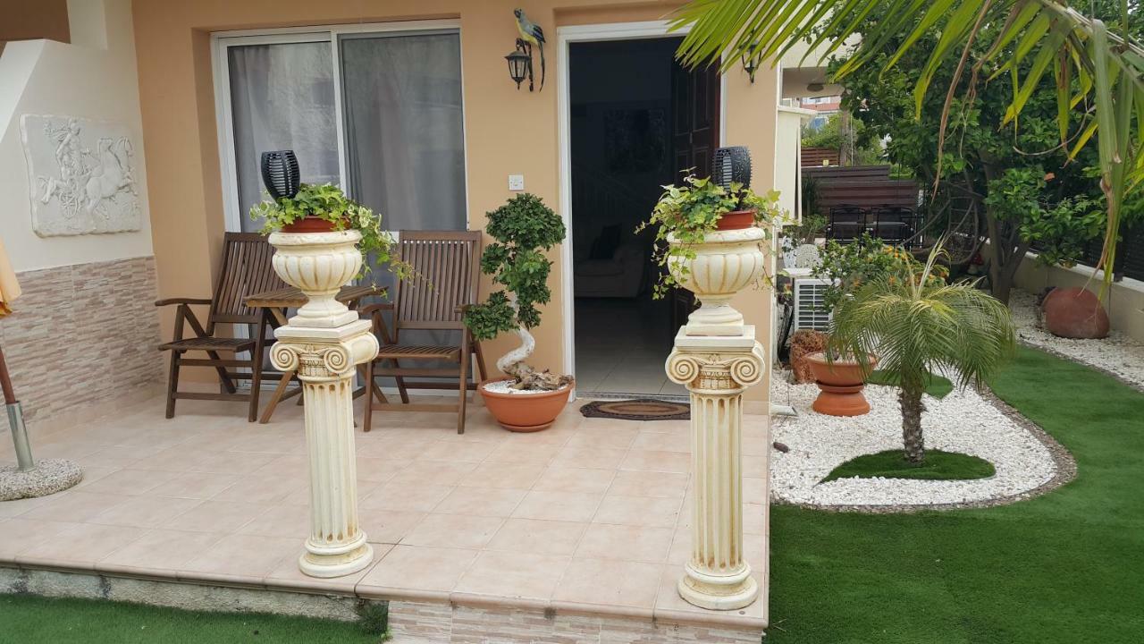 Ivoton Home Paphos Exterior photo